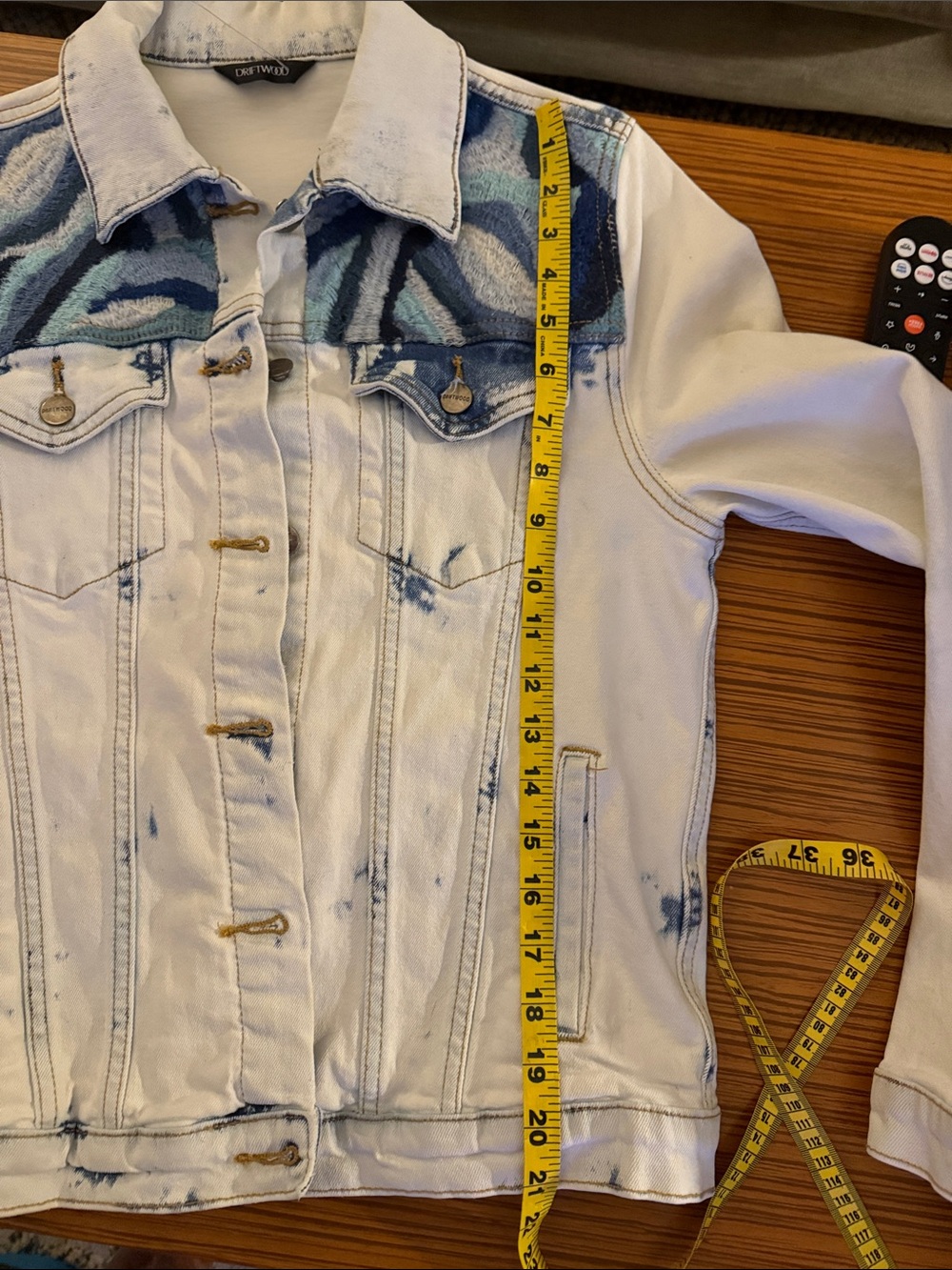 DRIFTWOOD White Jacket and bell bottom jeans with a beautiful blue crochet. - Picture 12 of 14